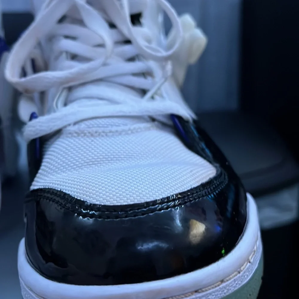 Jordan Jumpman Team 1’s - Picture 3 of 4